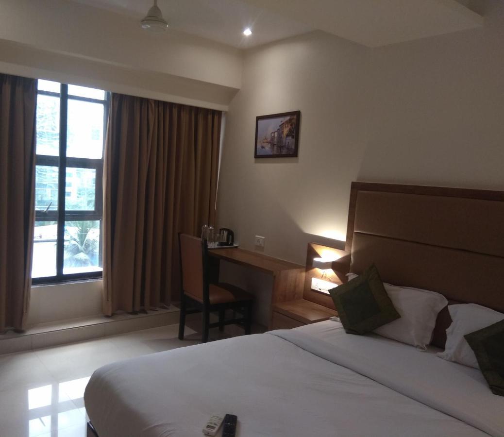 Hotel West Blue Bombay Exterior foto